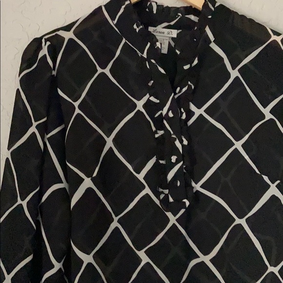 Sheer black and white top - Picture 2 of 4